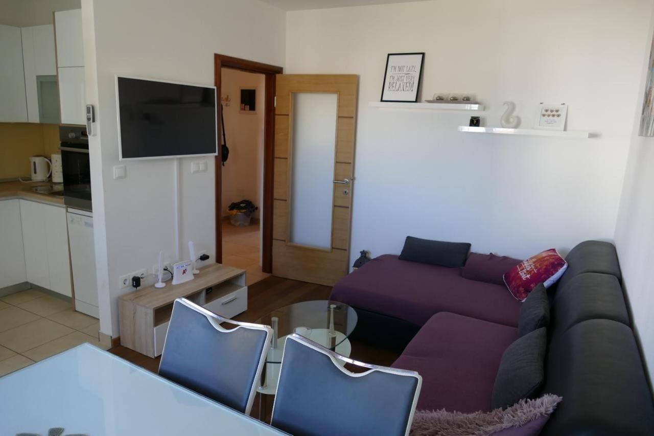 Heidi Appartement Podstrana Buitenkant foto